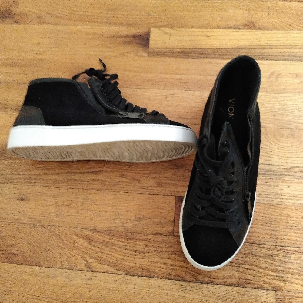 Vionic Splendid 'Torri' Black Sneaker 9.5